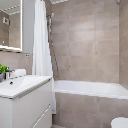 Cozy With Parking And Terrace In By Renters Apartment Krakow