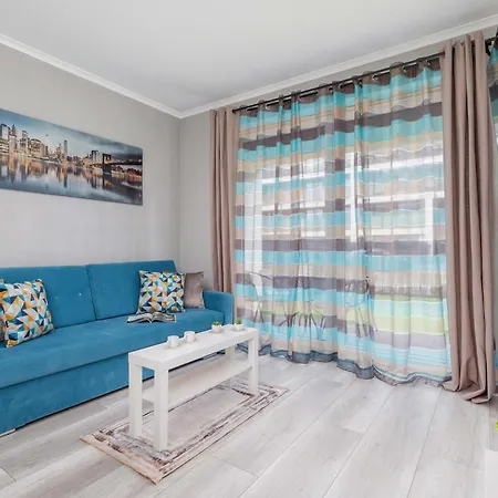 Cozy With Parking And Terrace In By Renters Apartment Krakow